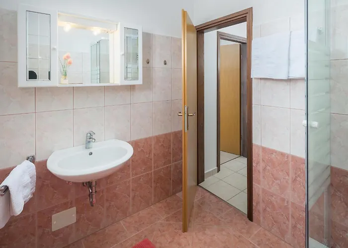 Appartement Mugeba Ii *