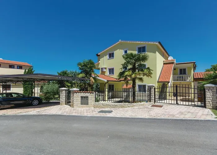 Apartament Mugeba Ii *